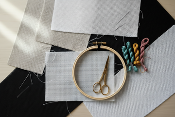 Needlework Fabrics: How to Choose Linen, Aida or Aida Black for Cross Stitching