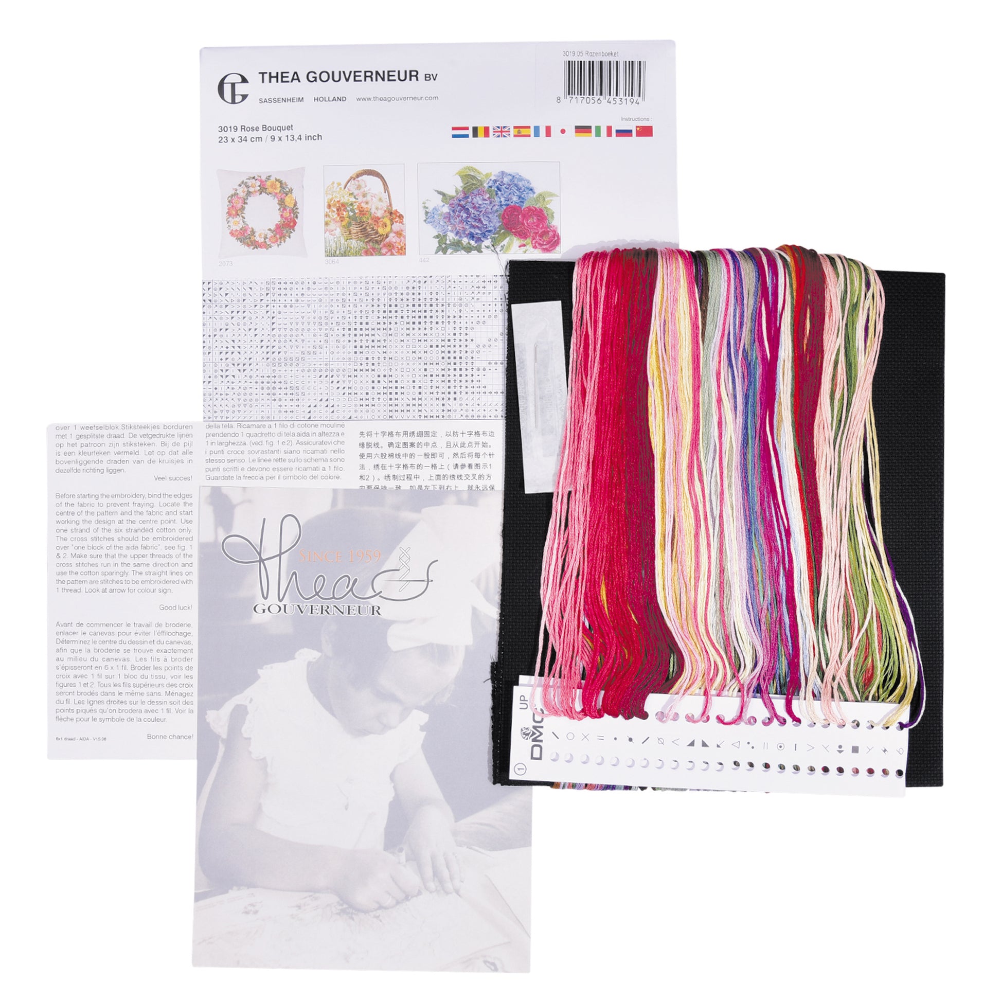 Rose Bouquet - Aida Black - 18 - 3019.05-Thea Gouverneur Since 1959