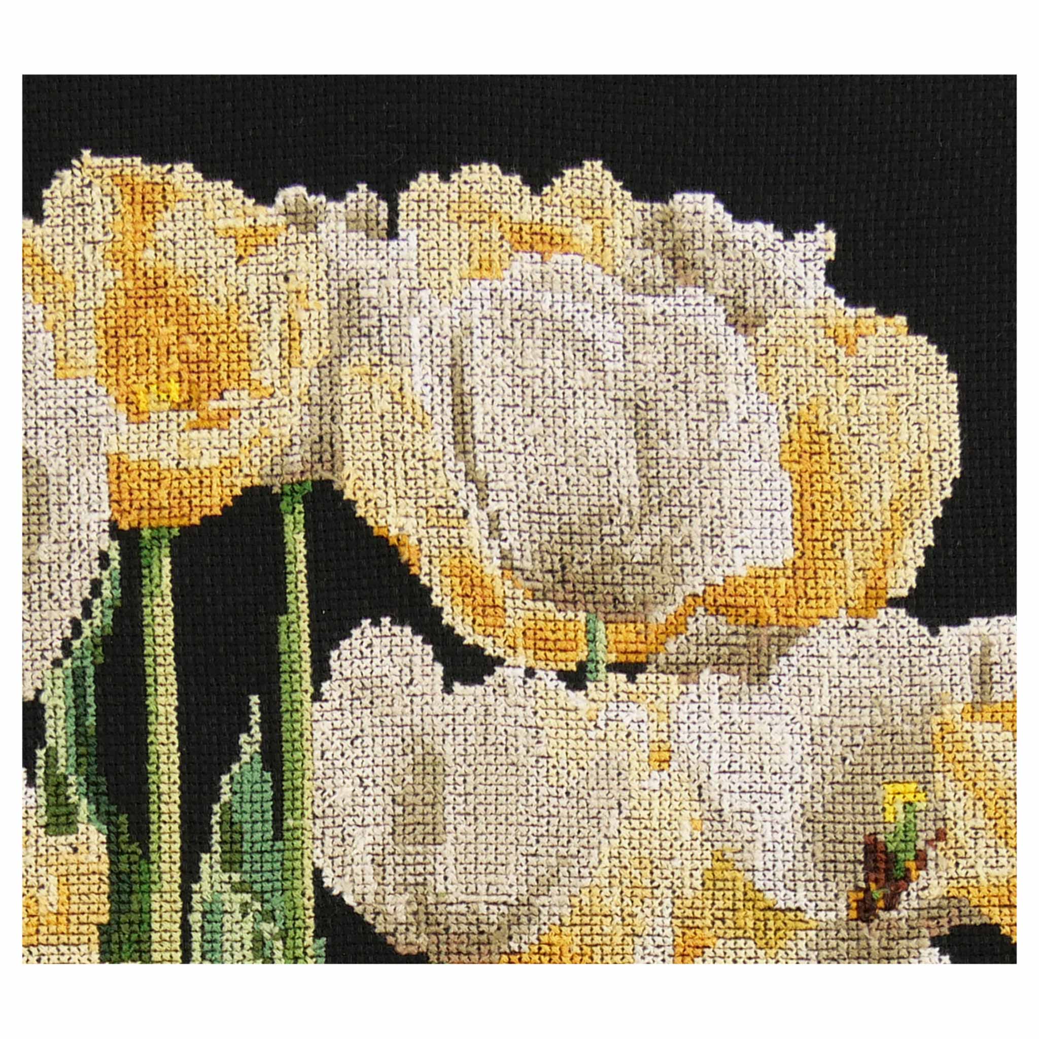 Cross Stitch Kits Flower and Garden Scenery | Thea Gouverneur
