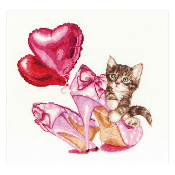 Valentine's Kitten - Aida - 16 - 740A
