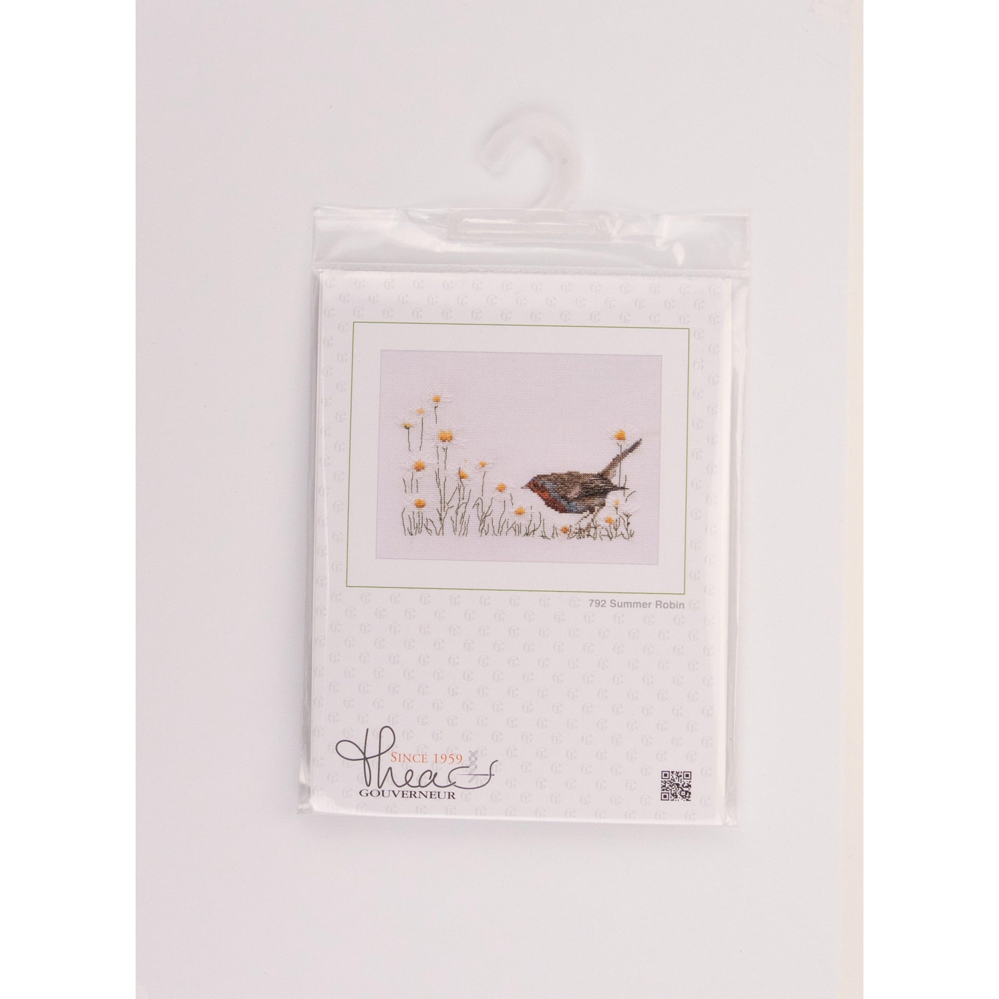 Package embroidery kit Thea Gouverneur summer robin bird.