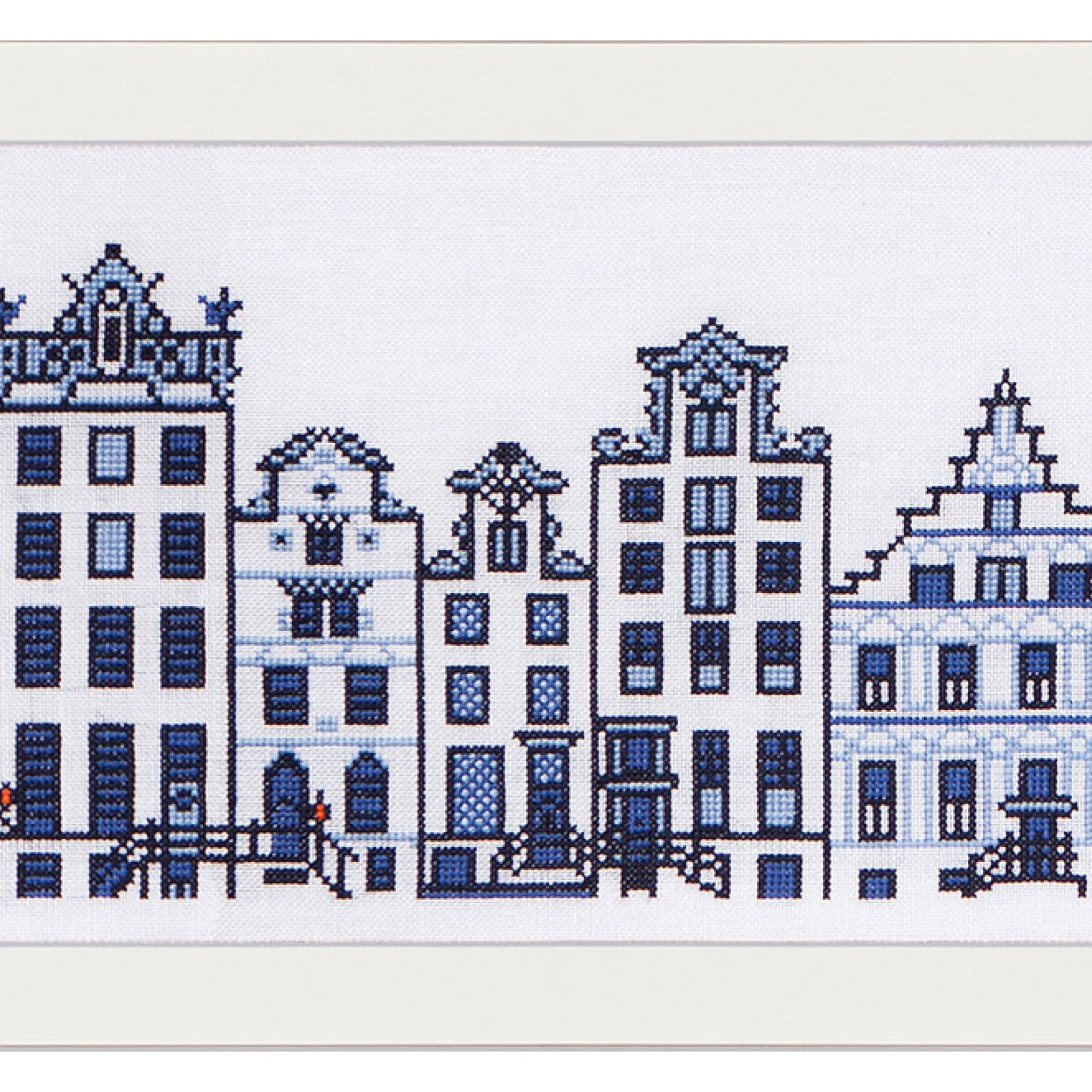 City Street Amsterdam - Linen - 32 count - 873