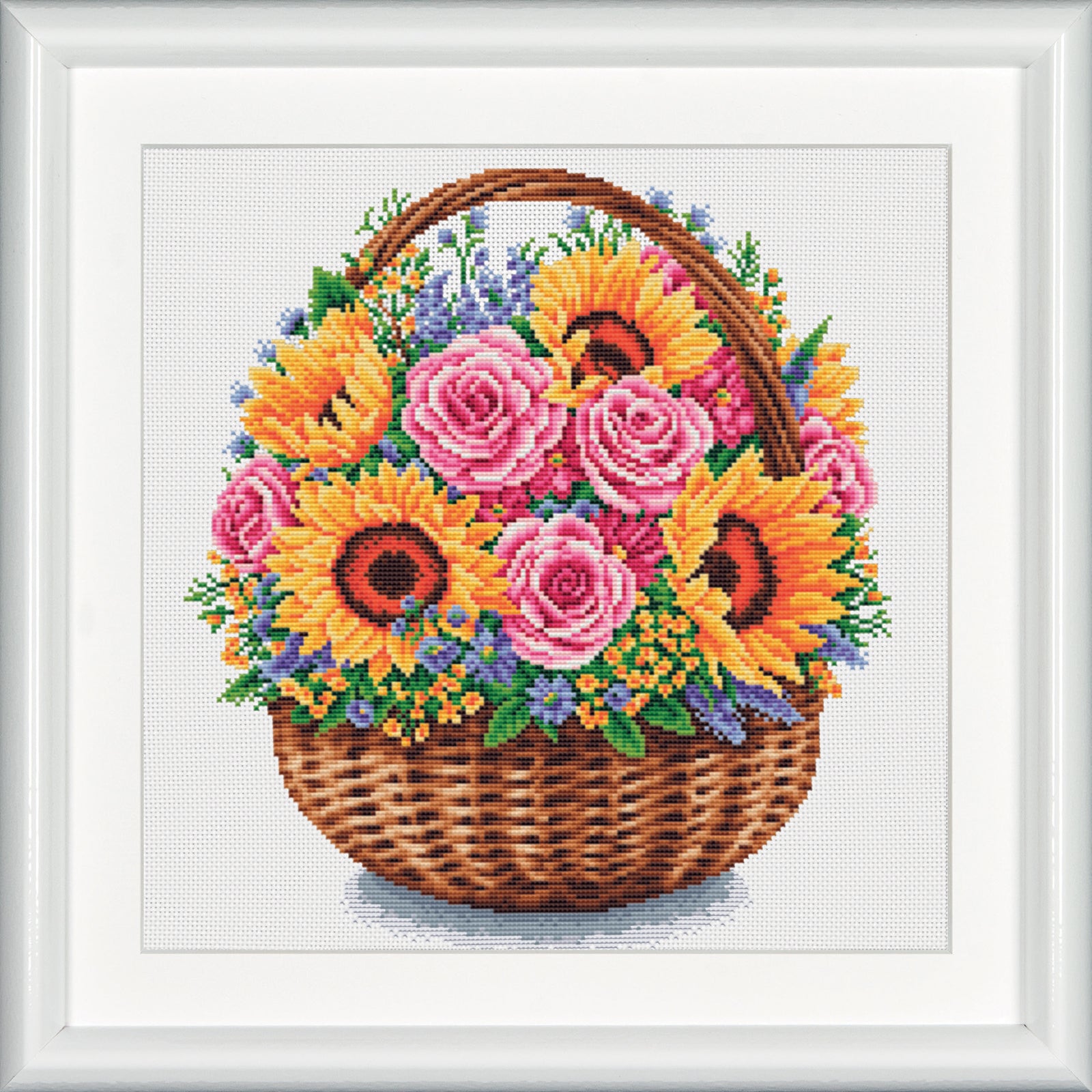 DSB011A - Flower Basket - White Aida - 12.6 x 12.6 Inch