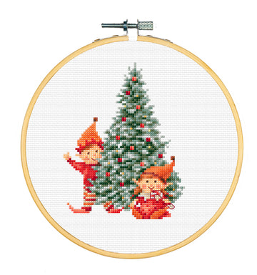 Dutch Stitch Brothers Embroidery Kits - Counted Cross Stitch Set with 6 Inch Hoop. 14 Count Aida Fabric. Ideal Embroidery Kits for Beginners. Christmas Theme. DSB043C