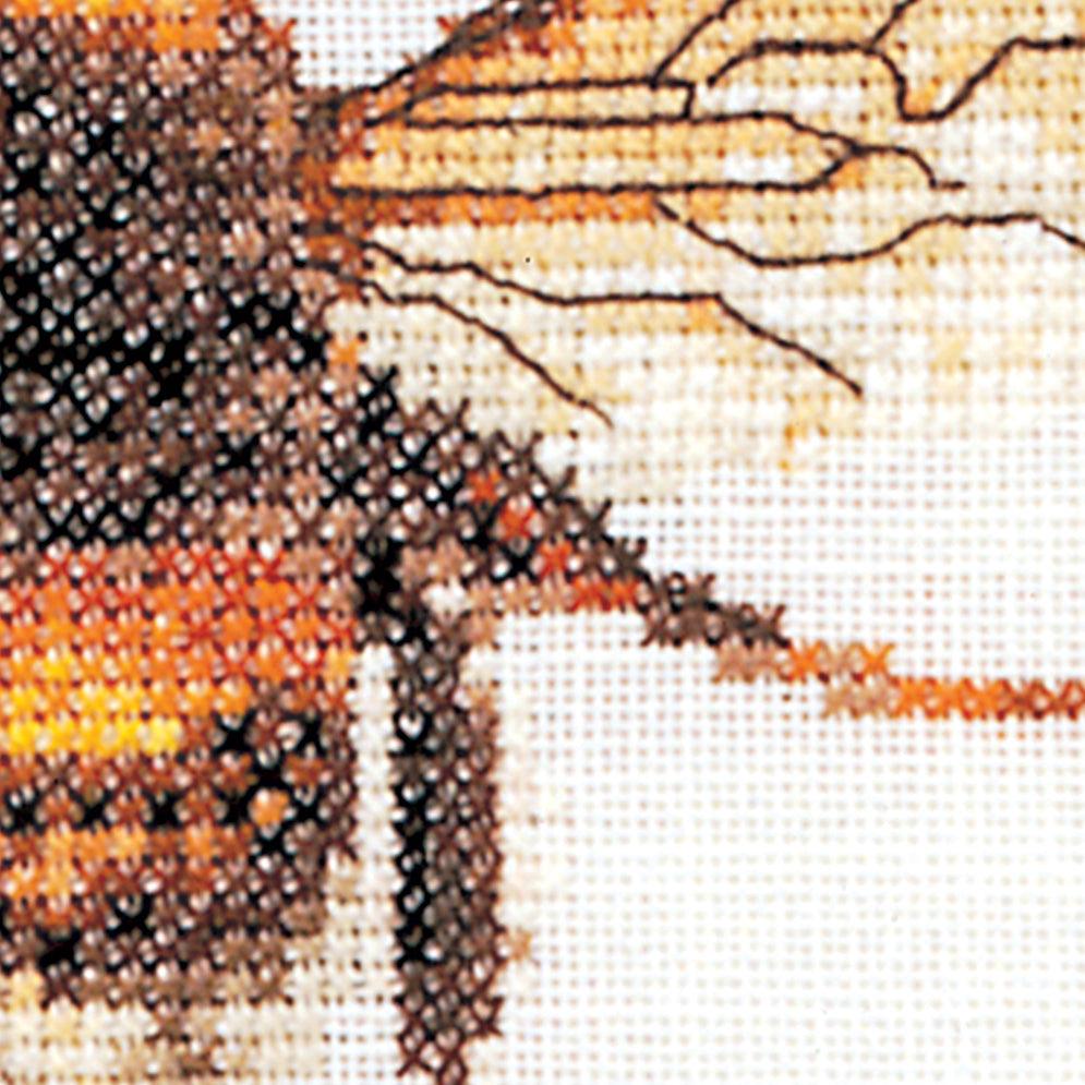 Thea Gouverneur - Counted Cross Stitch Kit - Bumble Bee - Aida - 16 count - 3018A - Thea Gouverneur Since 1959