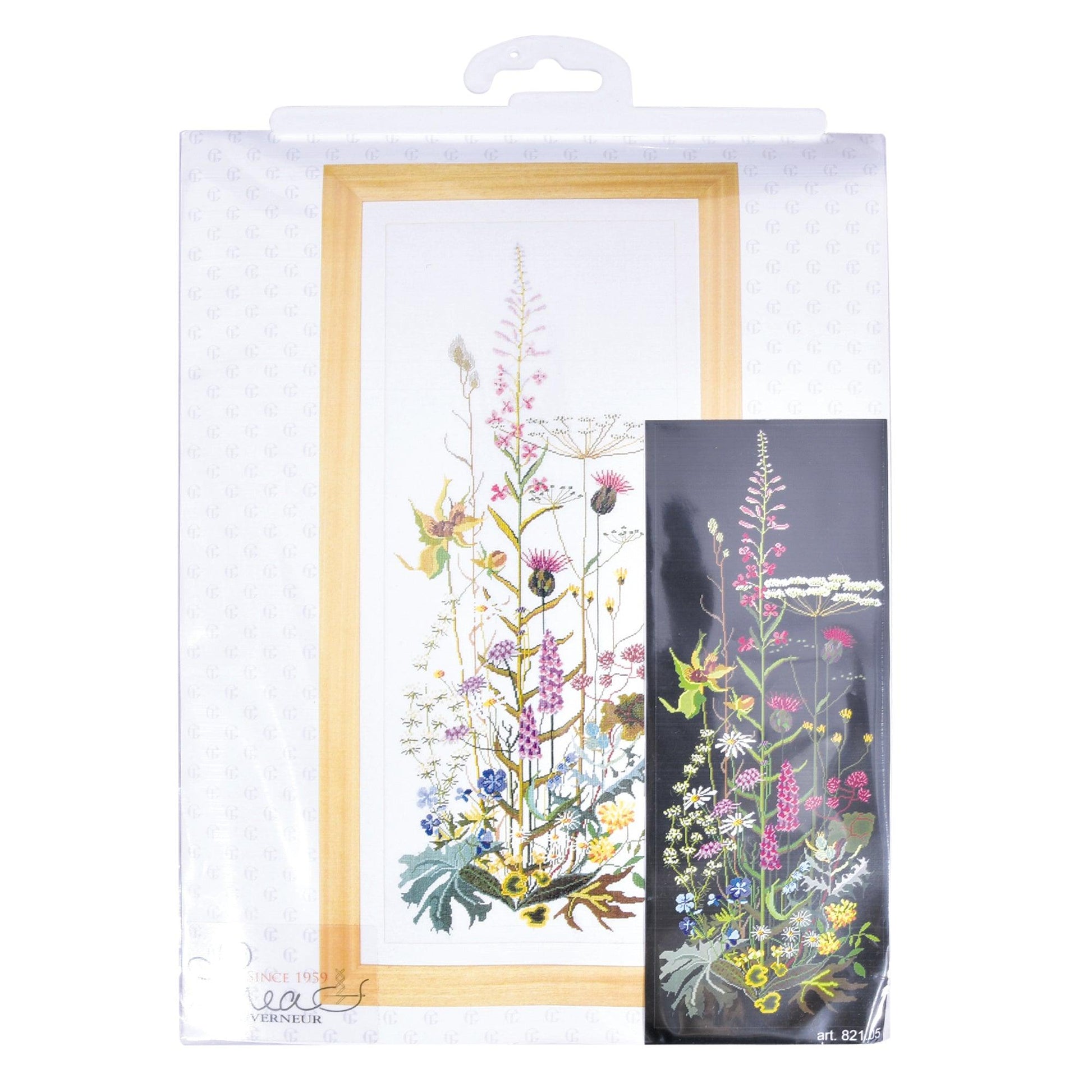 Thea Gouverneur - Counted Cross Stitch Kit - Wild Flowers - Aida Black - 18 count - 821.05 - Thea Gouverneur Since 1959